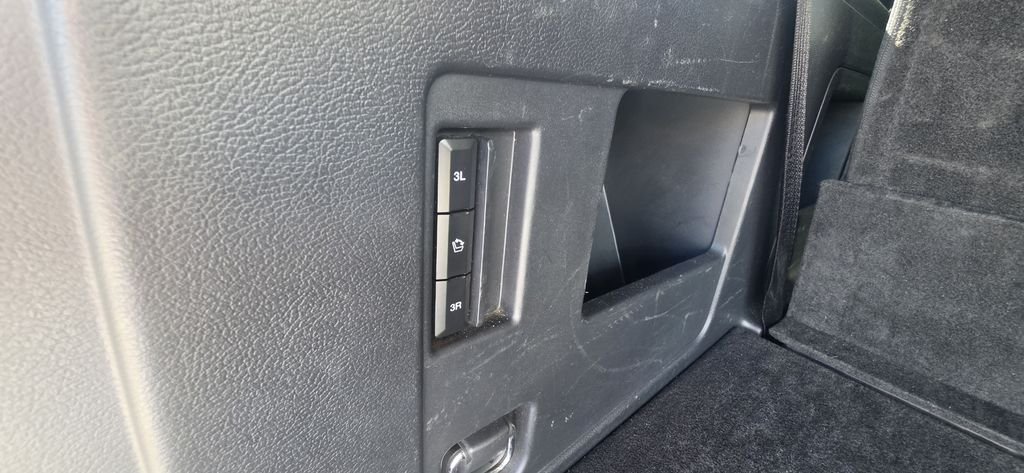 Used 2024 Gray Metallic Ford XLT image 10