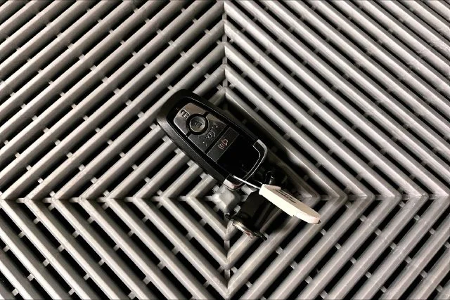 Used 2025 Agate Black Metallic Ford ST-Line image 11