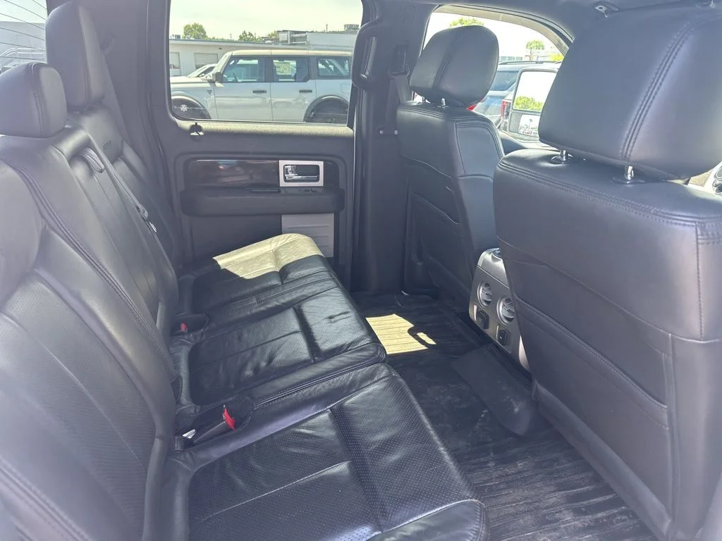 Used 2013 White Ford Platinum image 29