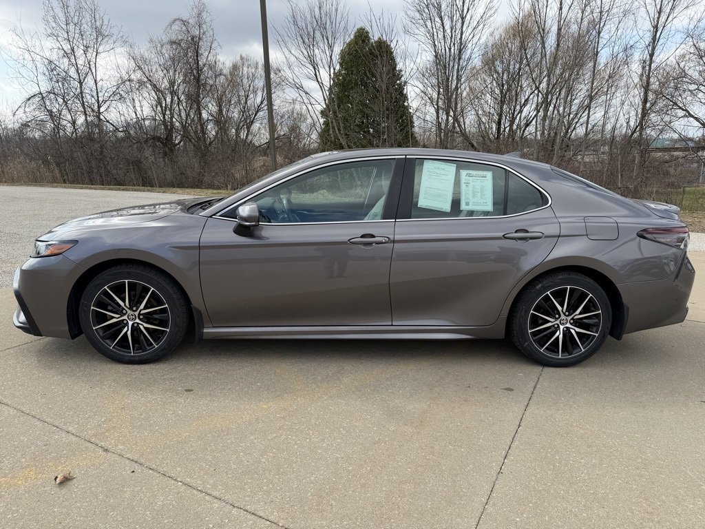 Used 2022 Toyota Camry SE with VIN 4T1G31AK0NU576288 for sale in Meadville, PA