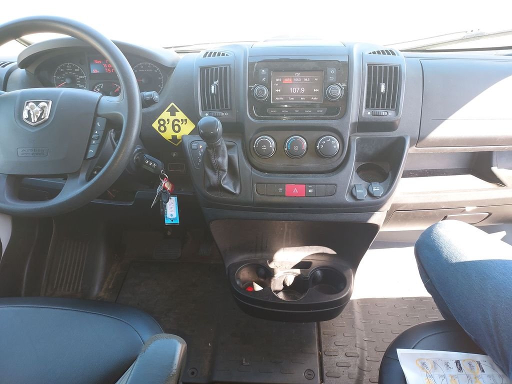 Used 2020 White Ram Base image 10