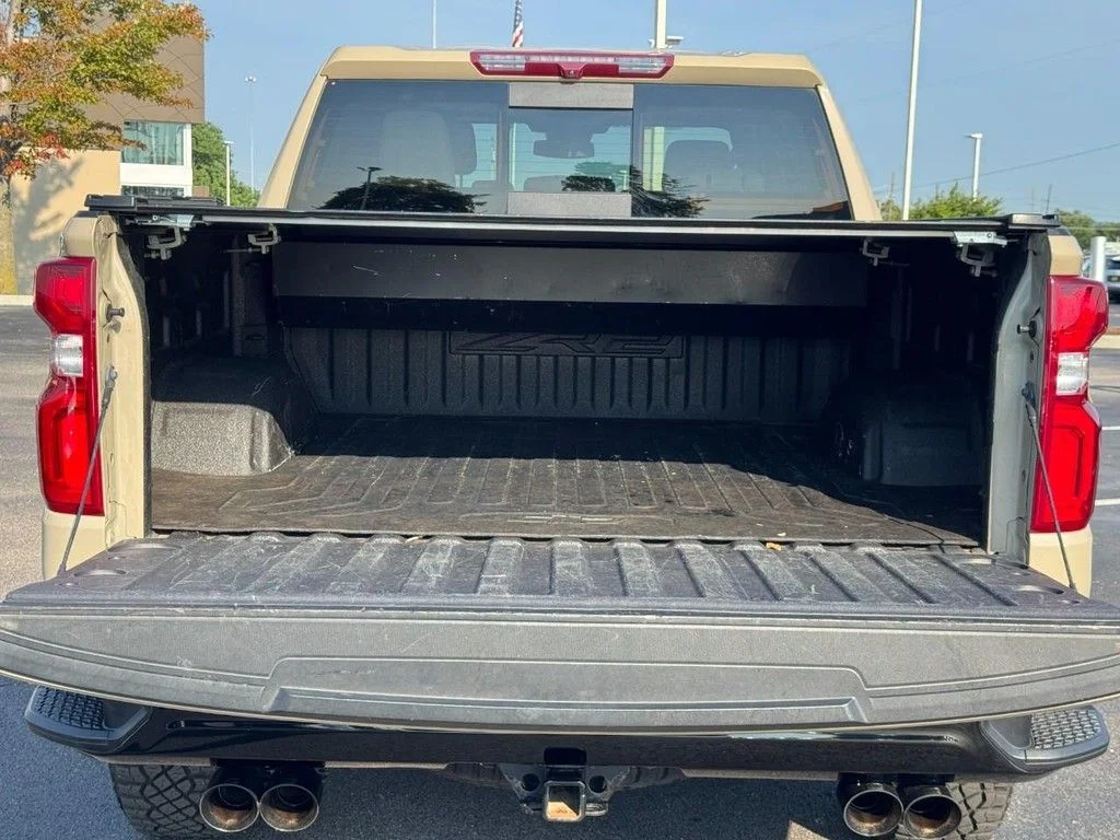 Used 2023 Beige Chevrolet ZR2 image 4