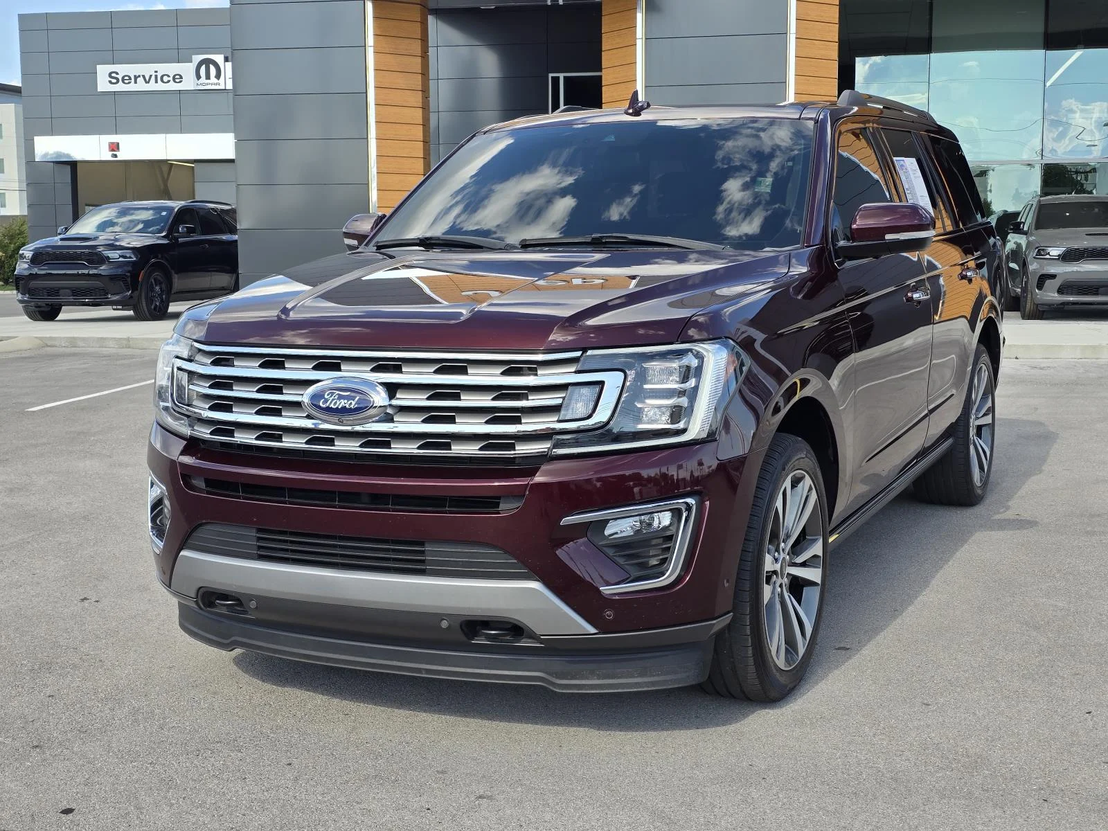 Used 2020 Burgundy Velvet Metallic Tinted Clearcoat Ford Limited image 3