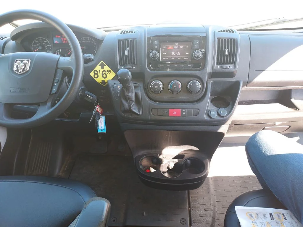Used 2020 White Ram Base image 10