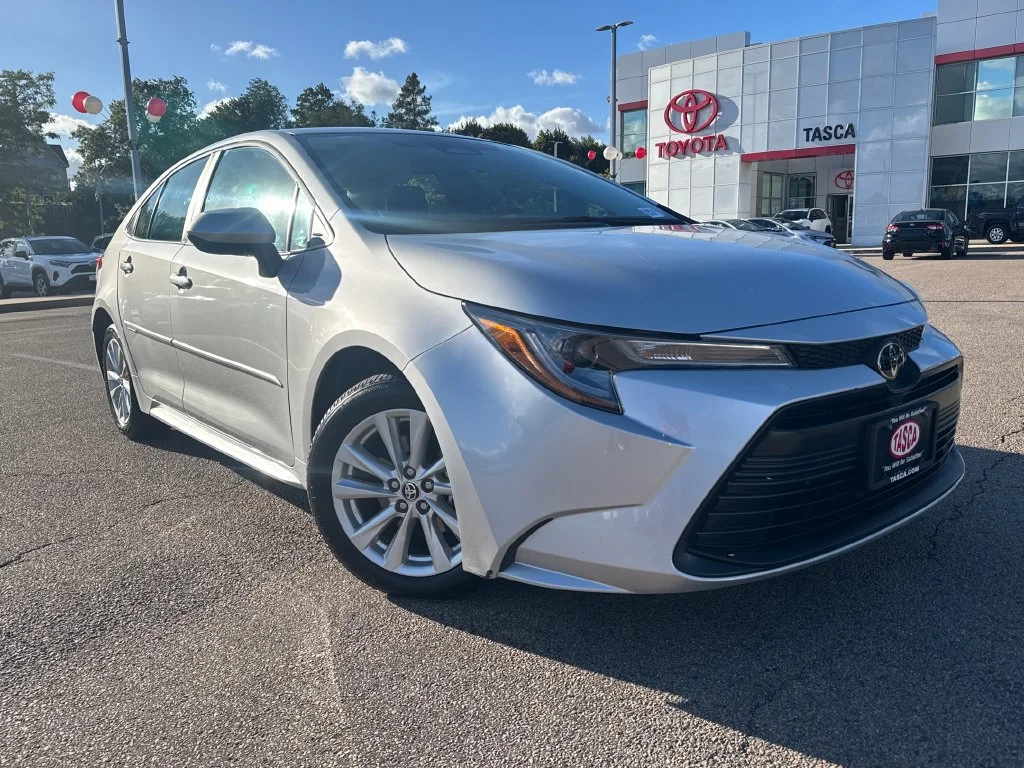 Used 2026 Silver Toyota LE image 1