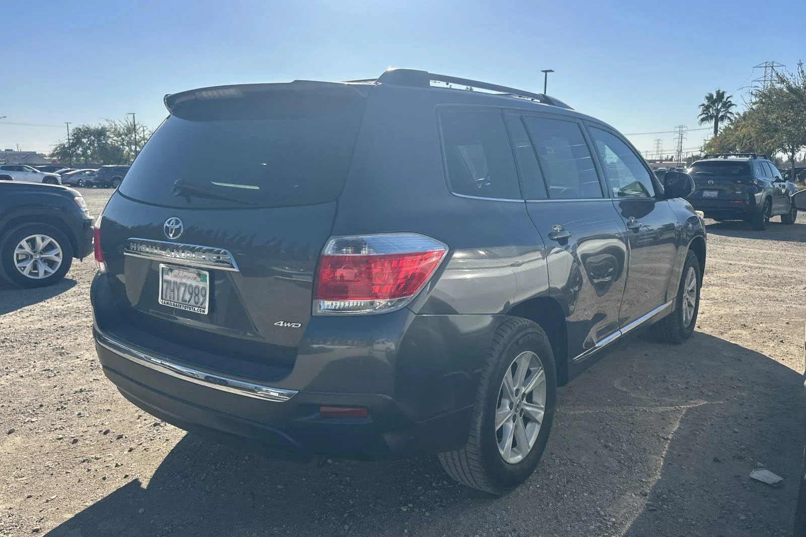 Used 2013 Magnetic Gray Metallic Toyota SE image 4