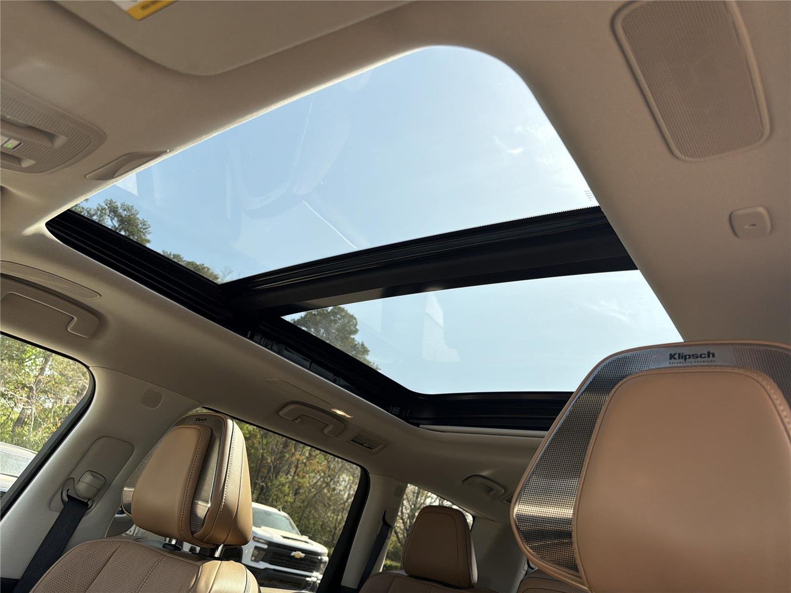 Used 2025 Dynamic Metal INFINITI SENSORY image 5