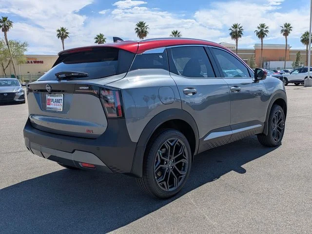 New 2026 Gun Metallic / Scarlet Ember Tintcoat Two-tone Nissan SR image 3