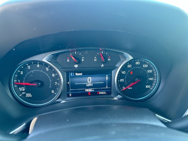 Used 2024 Radiant Red Tintcoat Chevrolet LT image 21