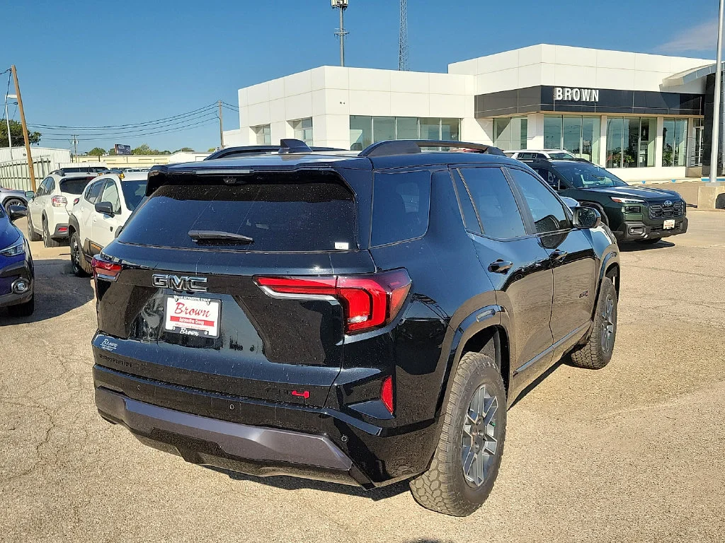2027 GMC Terrain AT4 - Photo 10