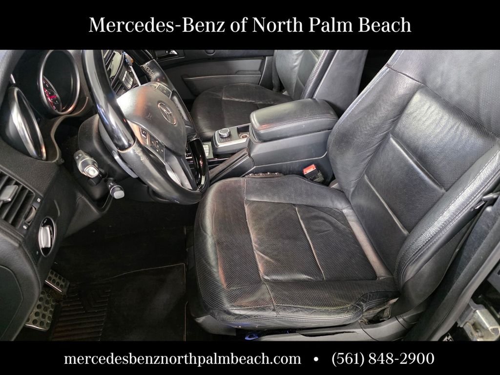 Used 2016 Black Mercedes-Benz G 550 image 9