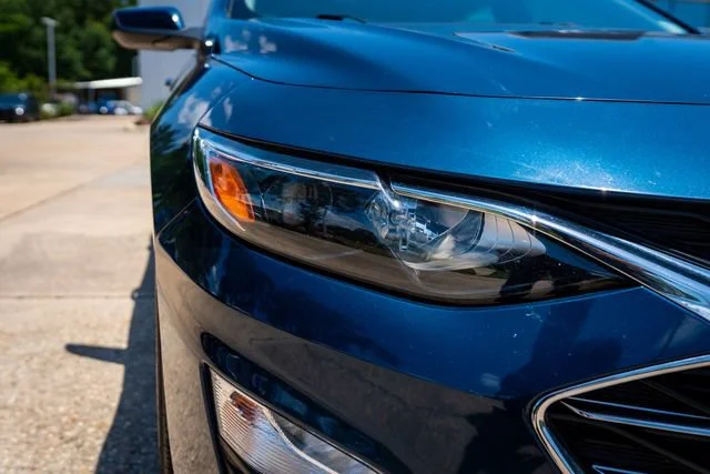 Used 2021 Northsky Blue Metallic Chevrolet LT image 20