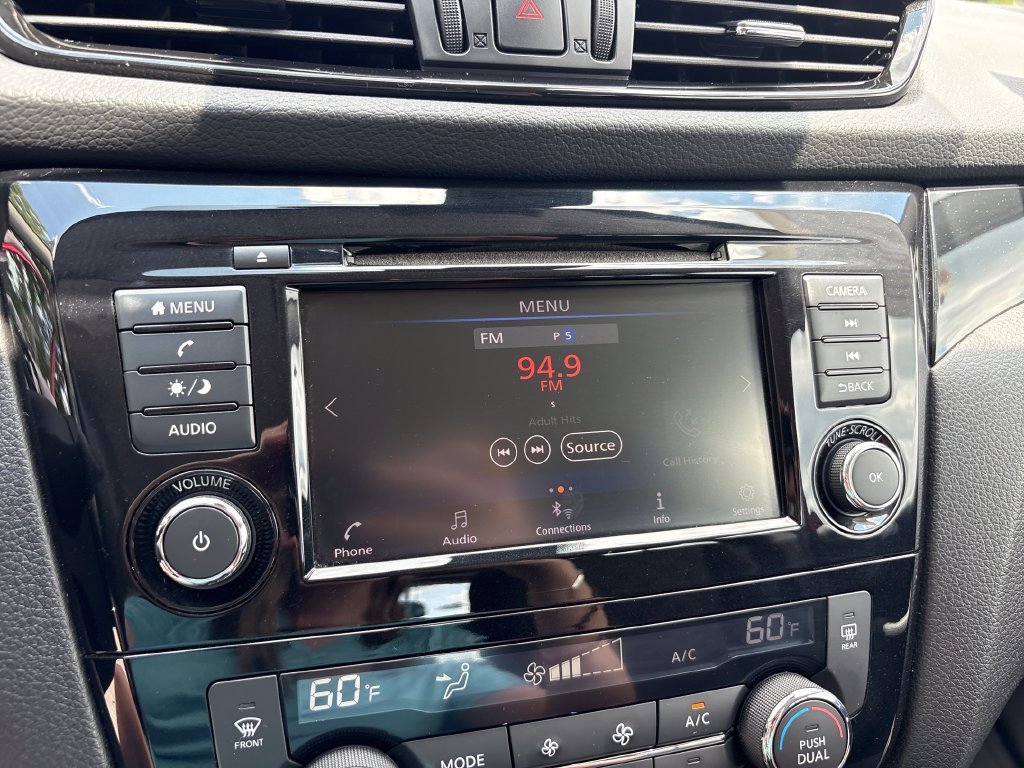 Used 2020 Red Nissan SV image 20