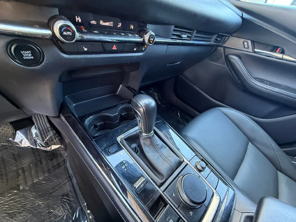 Used 2025 White Mazda 2.5 S Preferred Package image 22