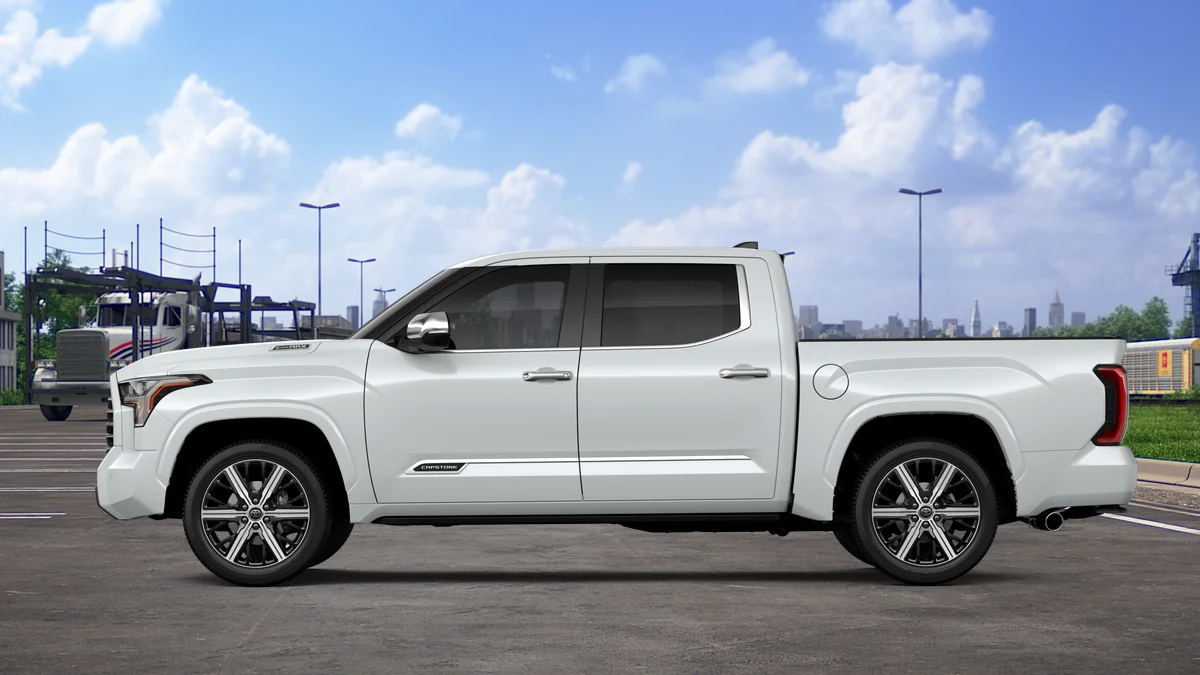 New 2026 Wind Chill Pearl Toyota Capstone image 4