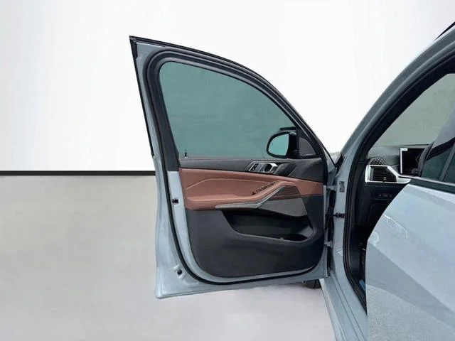 New 2026 Brooklyn Grey Metallic BMW sDrive40i image 22
