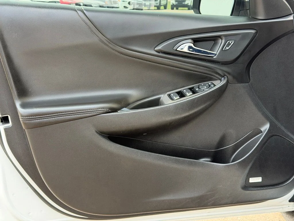 Used 2017 Beige Chevrolet LT image 22