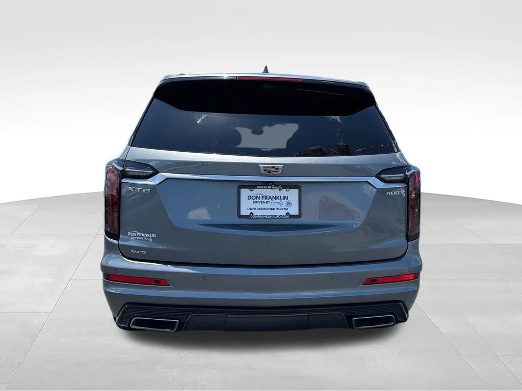 Used 2020 Gray Cadillac Sport image 4