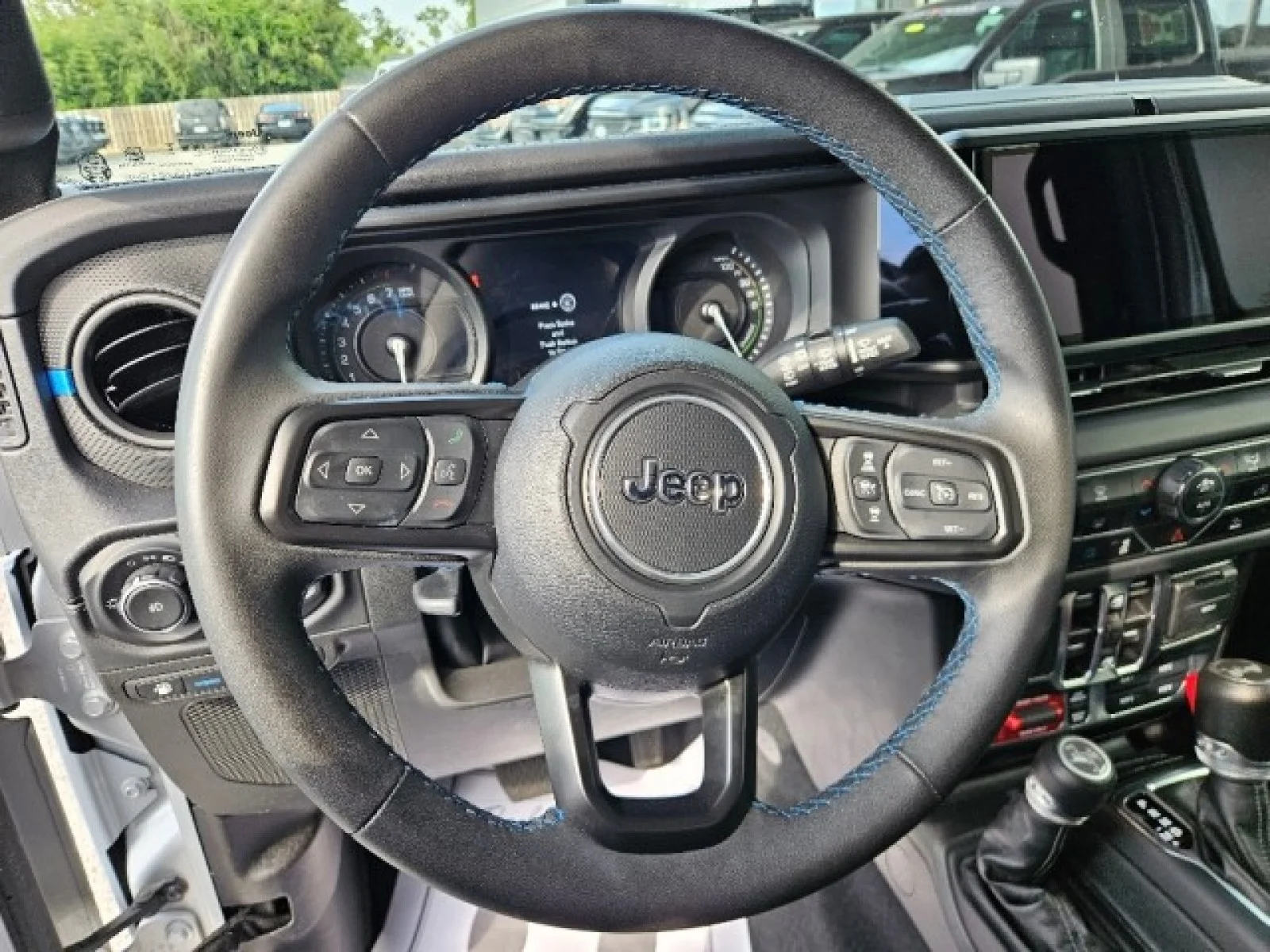 Used 2024 Silver Jeep Rubicon image 28