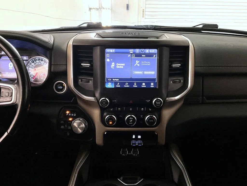 Used 2022 Blue Ram Laramie image 12