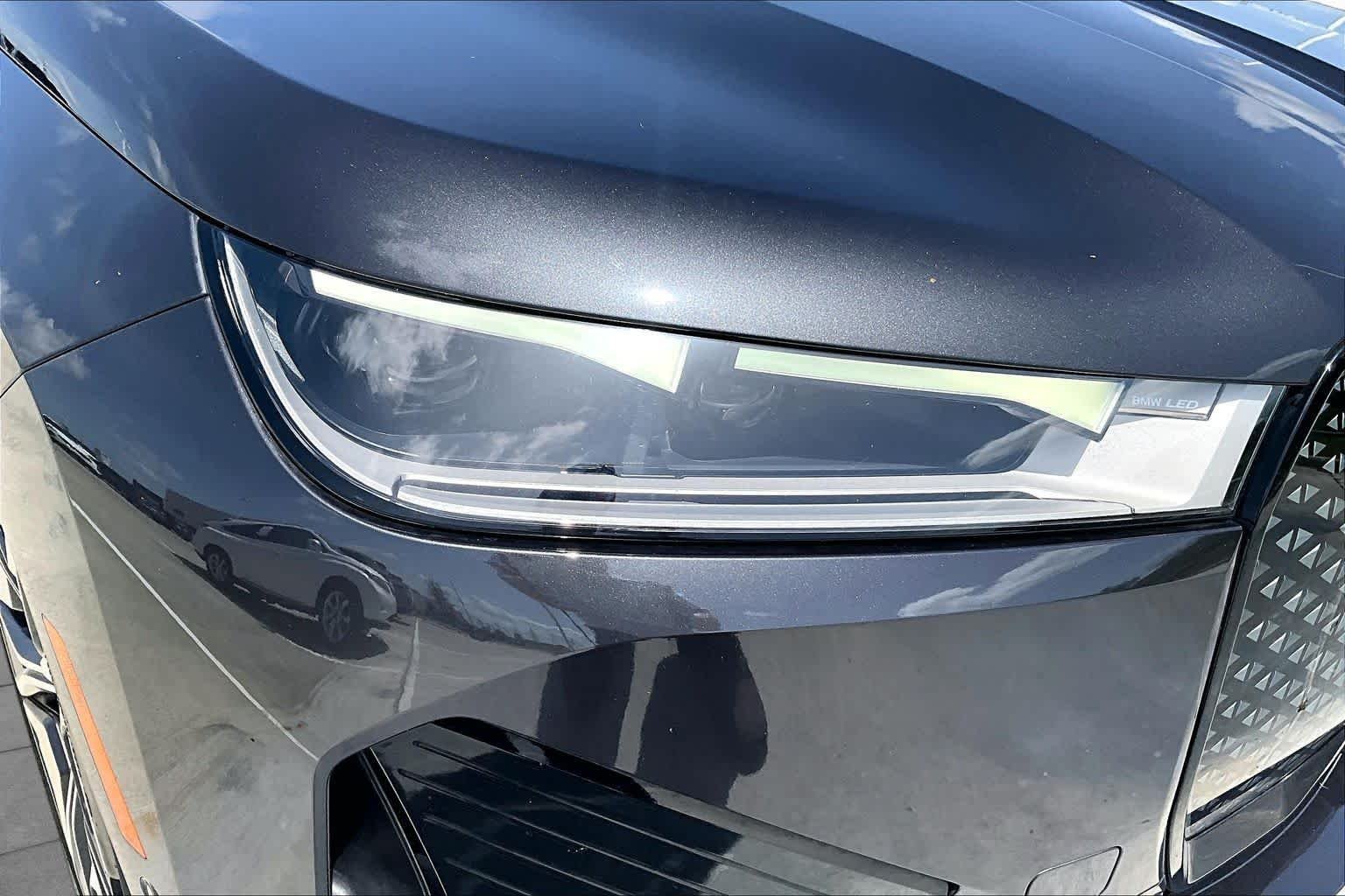 Used 2024 Dark Graphite Metallic BMW xDrive50 image 26