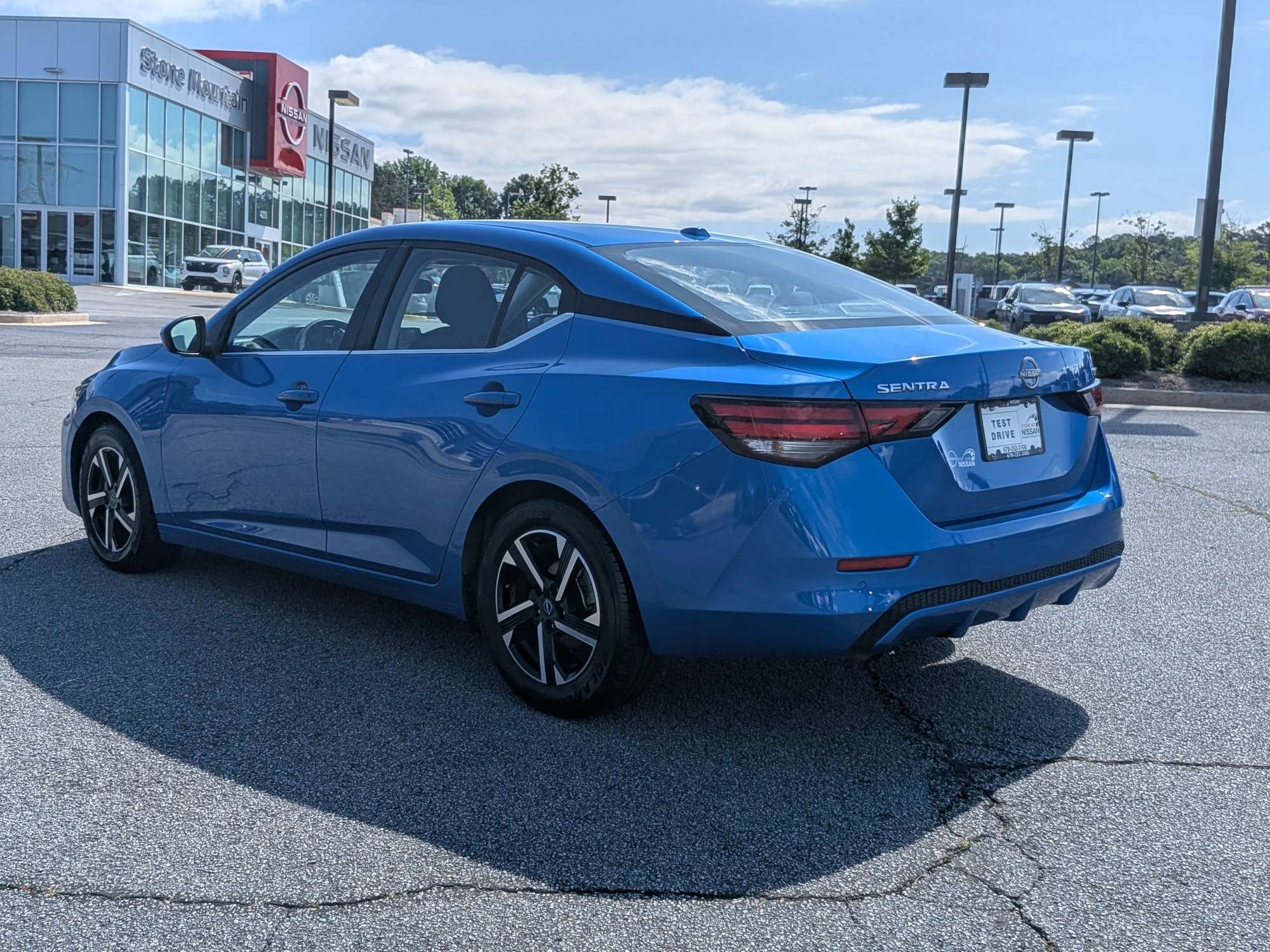 Used 2024 Blue Nissan SV image 5