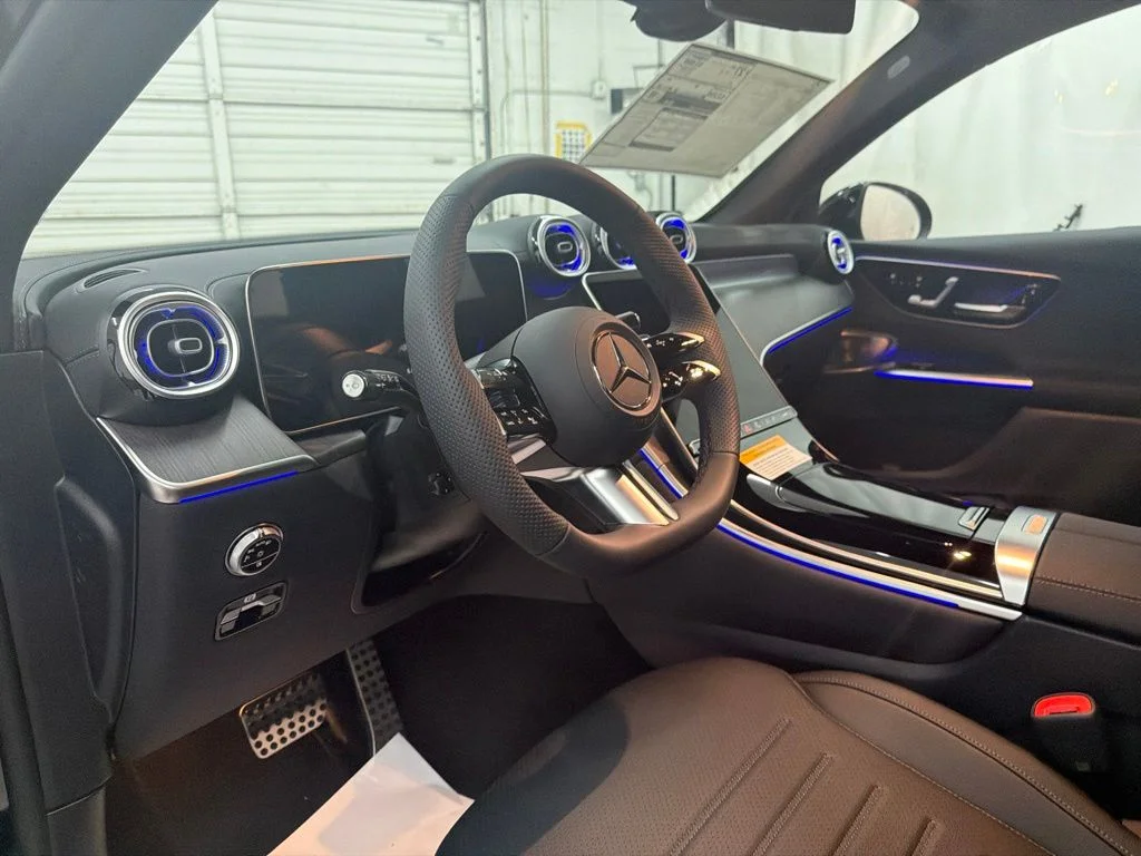 New 2027 Black Mercedes-Benz GLC 300 image 12