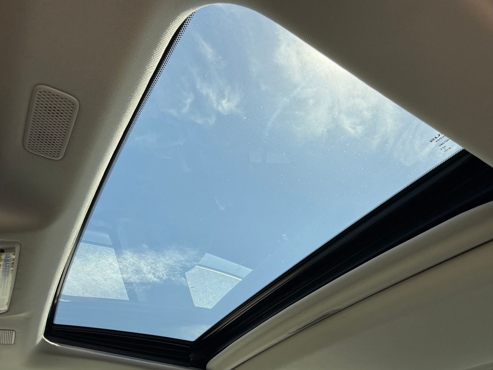 Used 2025 Silver Lexus 300h image 23