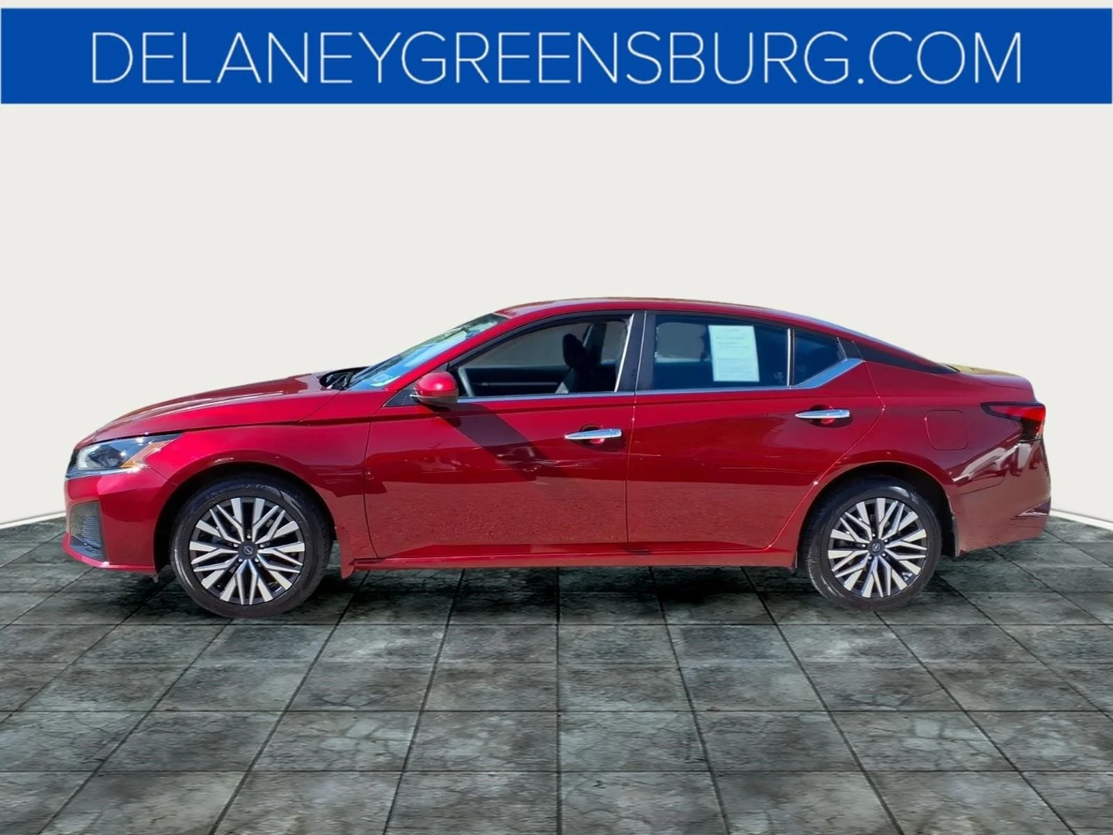 Used 2023 Scarlet Ember Tintcoat Nbl Nissan 2.5 SV image 6