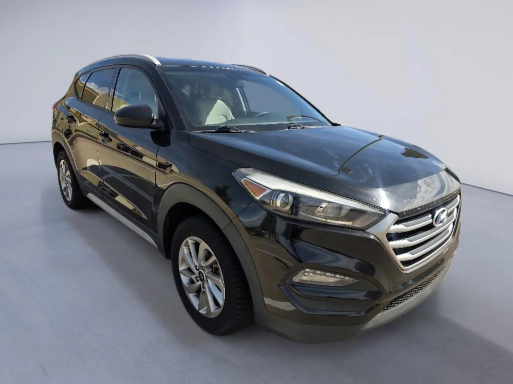 Used 2018 Black Noir Pearl Hyundai SEL image 8