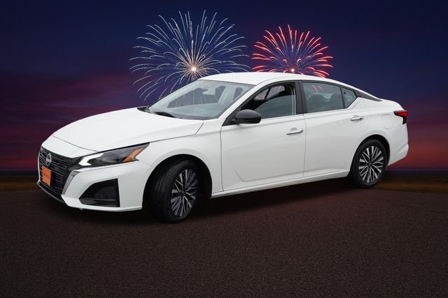 2025 Nissan Altima SV - Photo 10