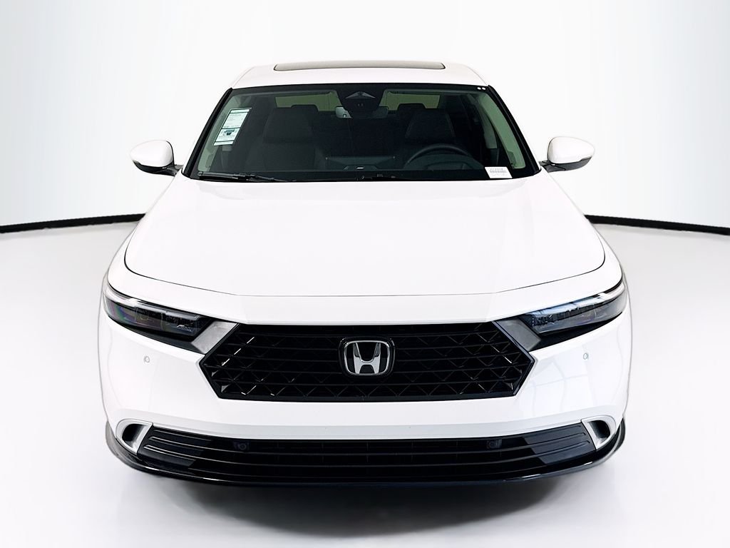 New 2026 Platinum White Pearl Honda Touring image 2