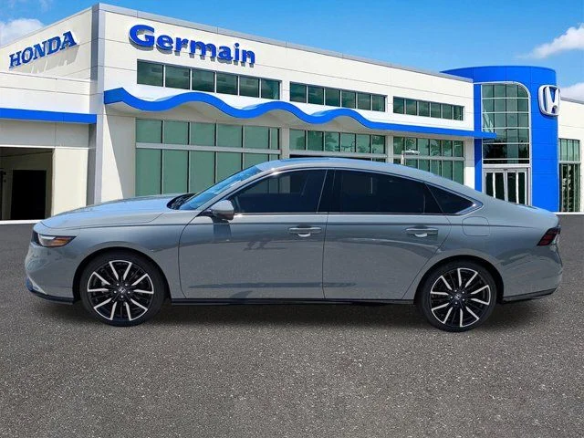 New 2026 Urban Gray Pearl Honda Touring image 6