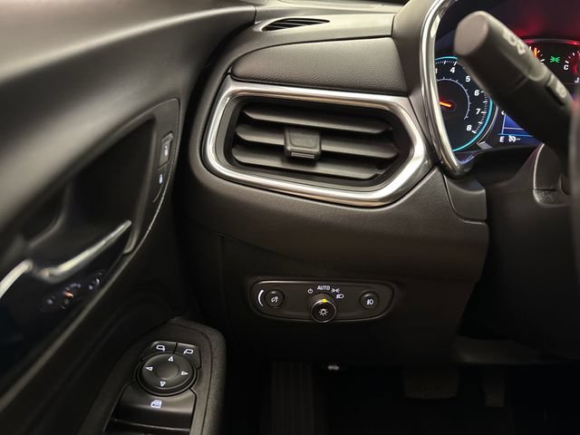 Used 2020 CAJUN RED TINTCOAT Chevrolet LT image 17