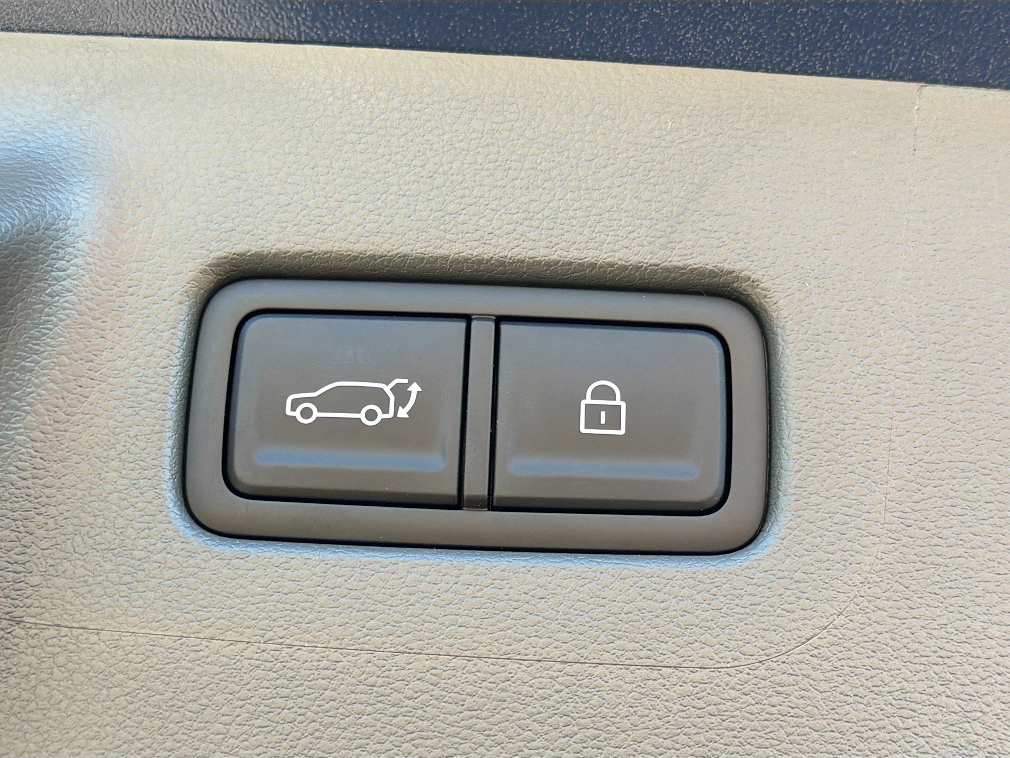 New 2026 Atlantis Blue Hyundai SEL FWD image 51