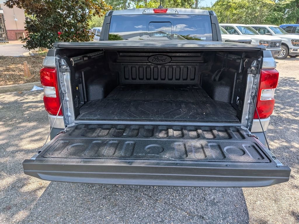 Used 2024 Silver Metallic Ford Lariat image 35