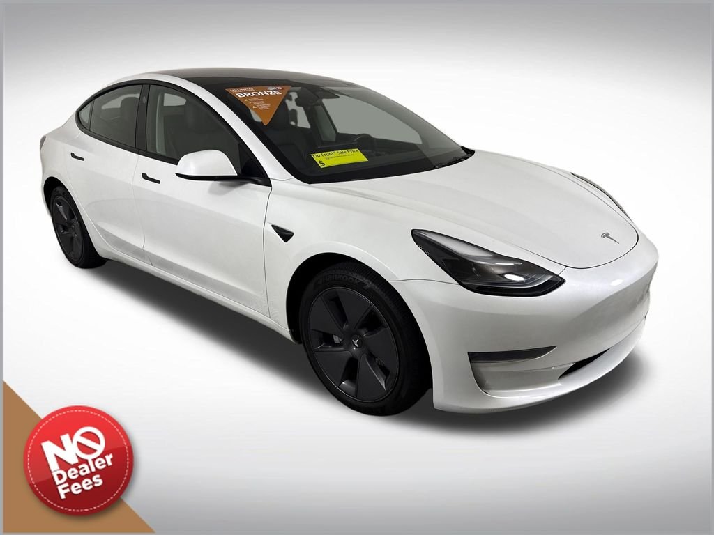 2023 Tesla Model 3 -'s photo
