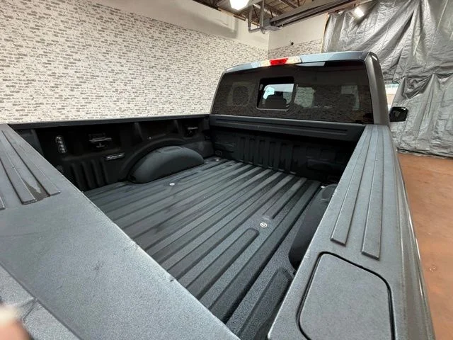 Used 2019 Gray Ford Lariat image 10
