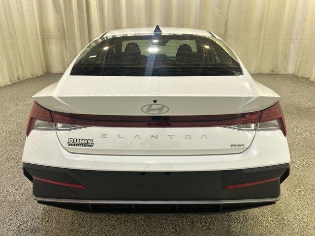 2026 Hyundai Elantra Blue - Photo 7