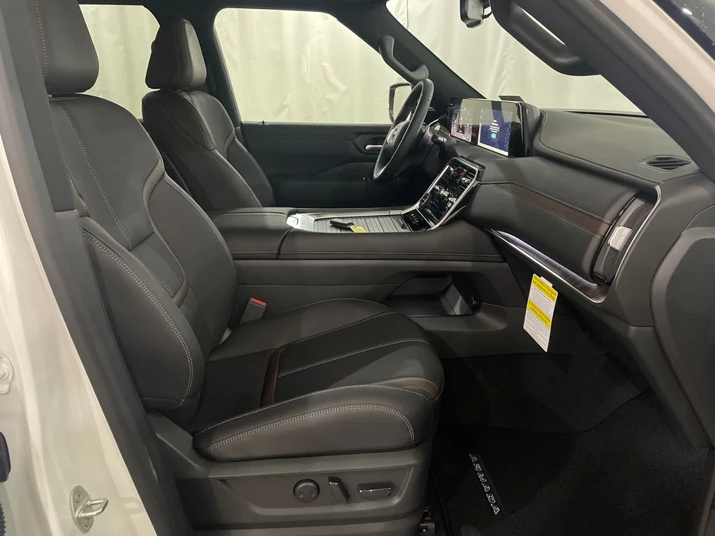 New 2026 Aspen White TriCoat Nissan SL image 43