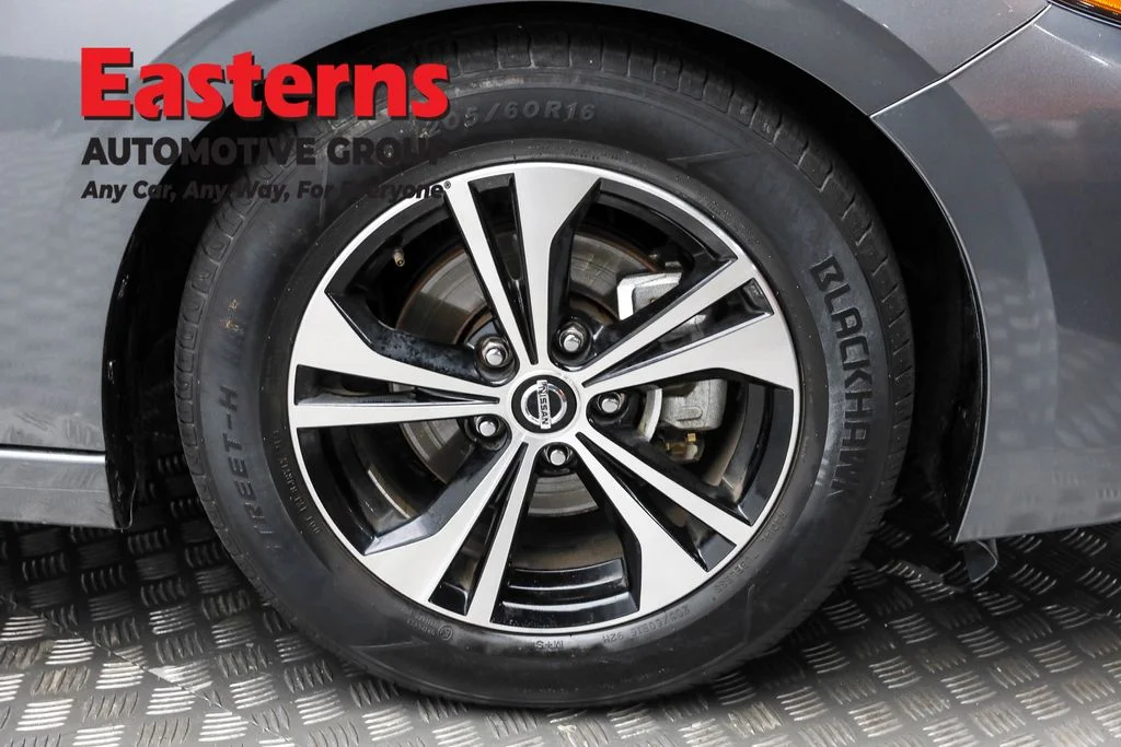 Used 2023 Gray Nissan SV image 30