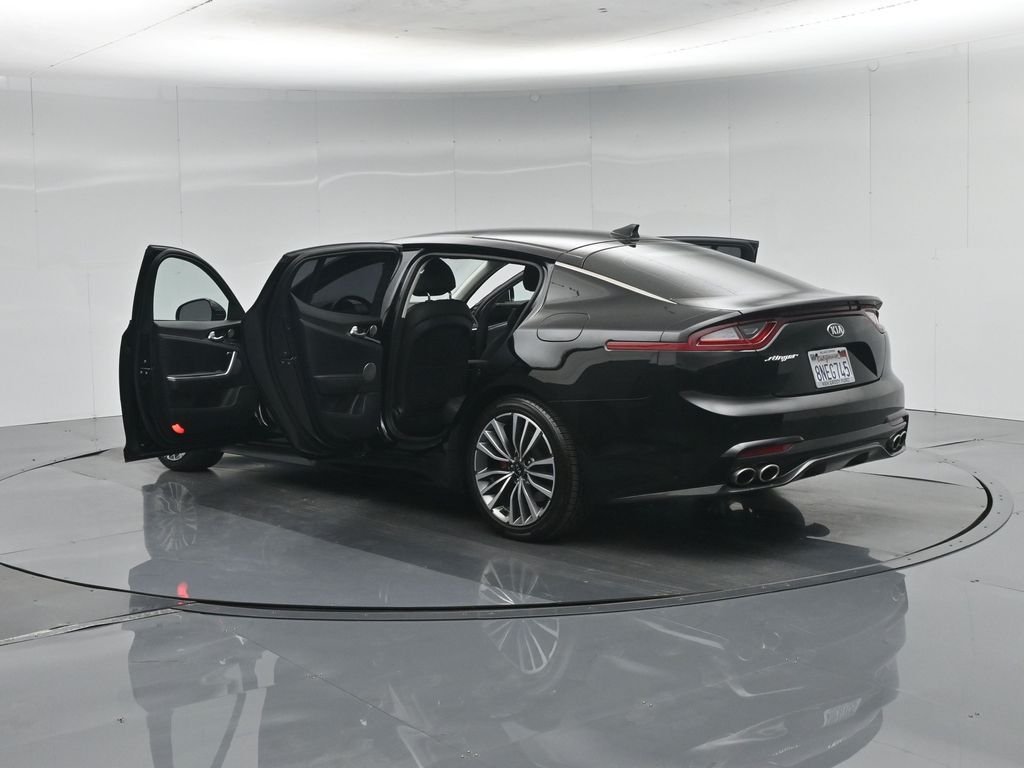 Used 2019 Black Kia Premium image 37