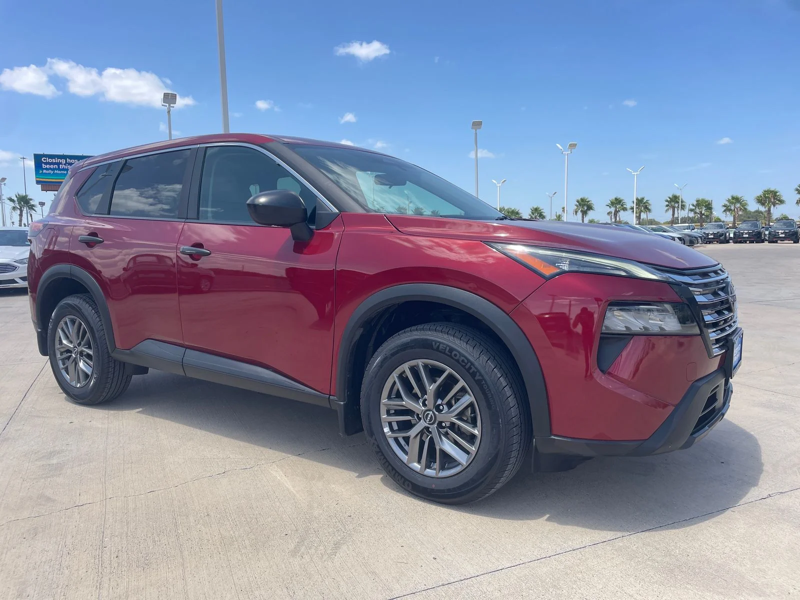 Used 2025 Red Nissan S image 7