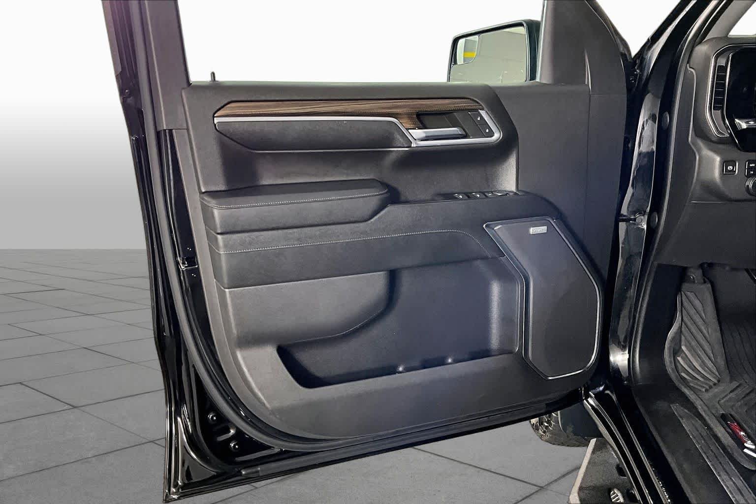 Used 2023 Black Chevrolet LT Trail Boss image 21