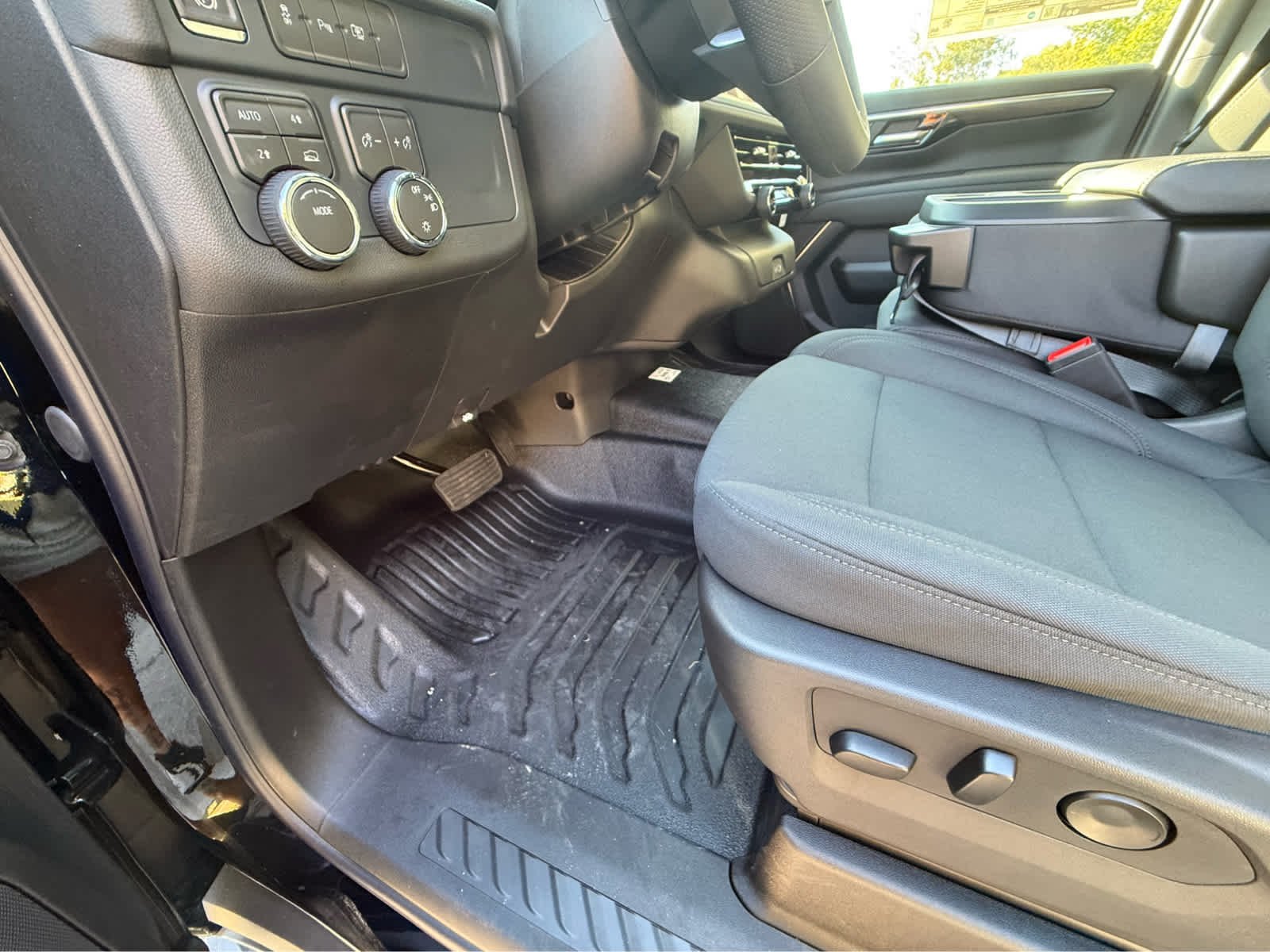 2026 Chevrolet Tahoe Fleet - Photo 8