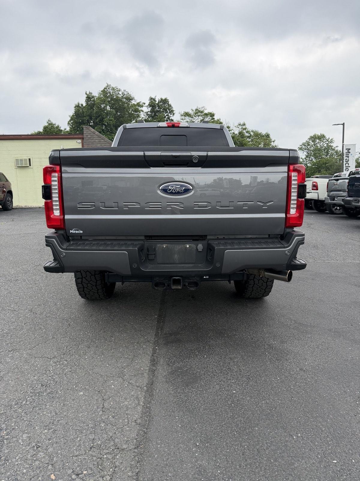Used 2024 Carbonized Gray Metallic Ford LARIAT image 6