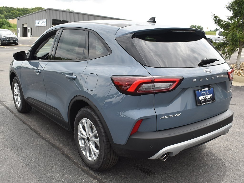 2025 Ford Escape Active photo 3