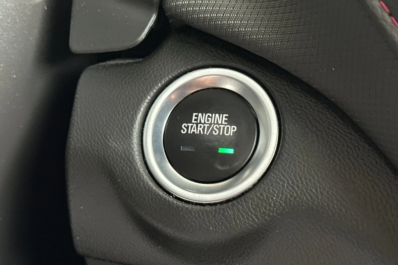 Used 2022 Summit White Chevrolet RS image 21