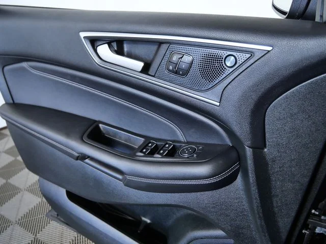 Used 2023 Black Ford Titanium image 27