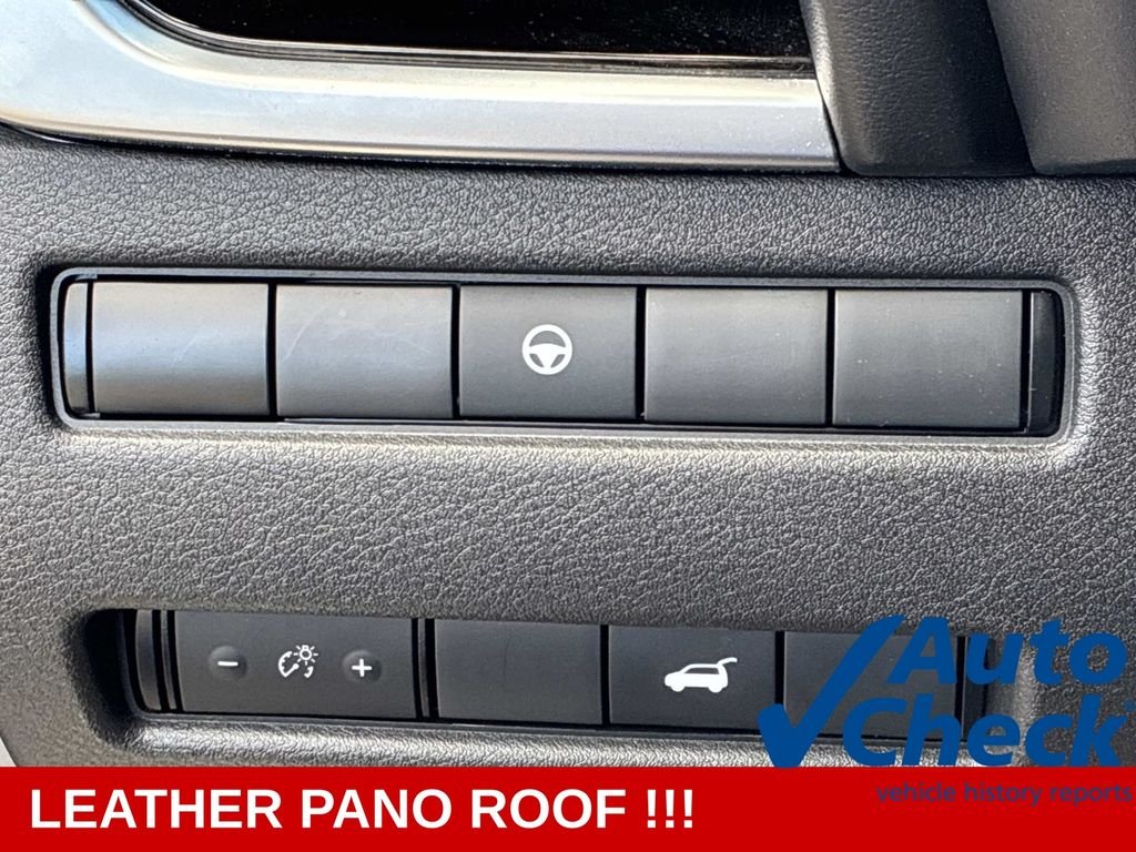 Used 2023 Gray Nissan SL image 26